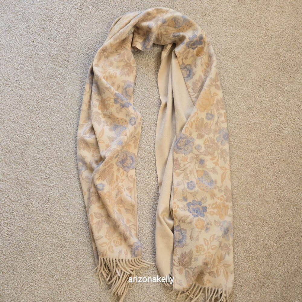 Loro Piana Cashmere Fringed Scarf Reversible Floral to Creme - Picture 13 of 17